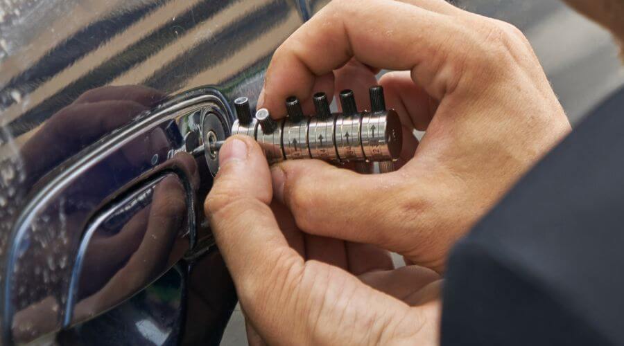 Professional gutter cleaning in Dunkirk, NY